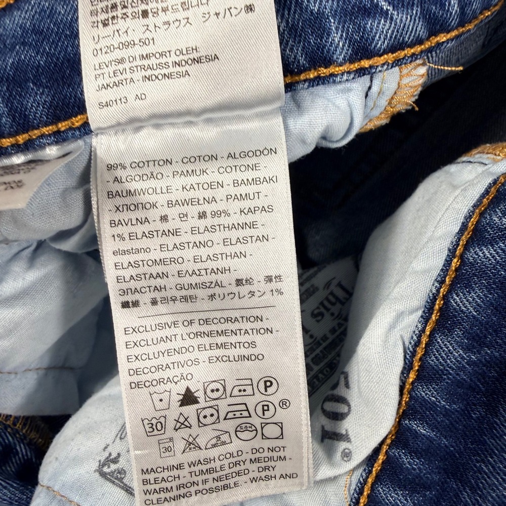 Levi's 501 Original Fit Jeans W27 L32 Medium Wash Blue Straight Leg Button Fly - Picture 11 of 15